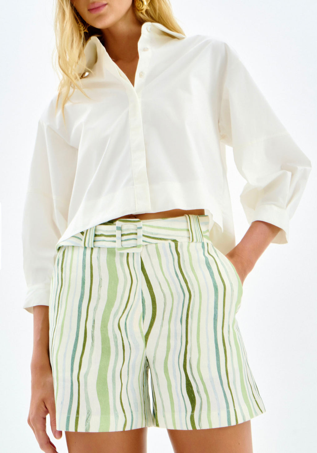 Short Alfaiataria em Linho Com Cinto Lez A Lez Feminino 7778