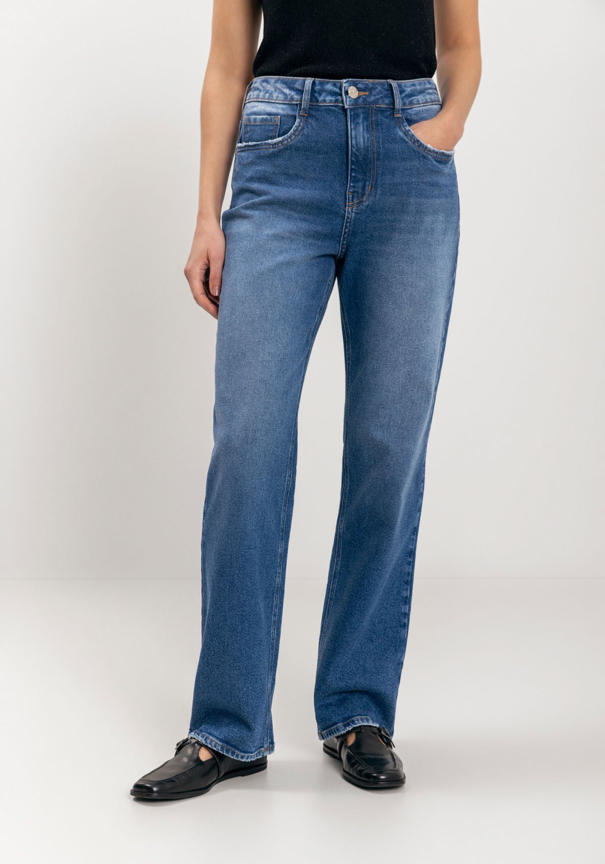 Calça Reta Jeans Com Elastano Lez A Lez Feminino 1538E