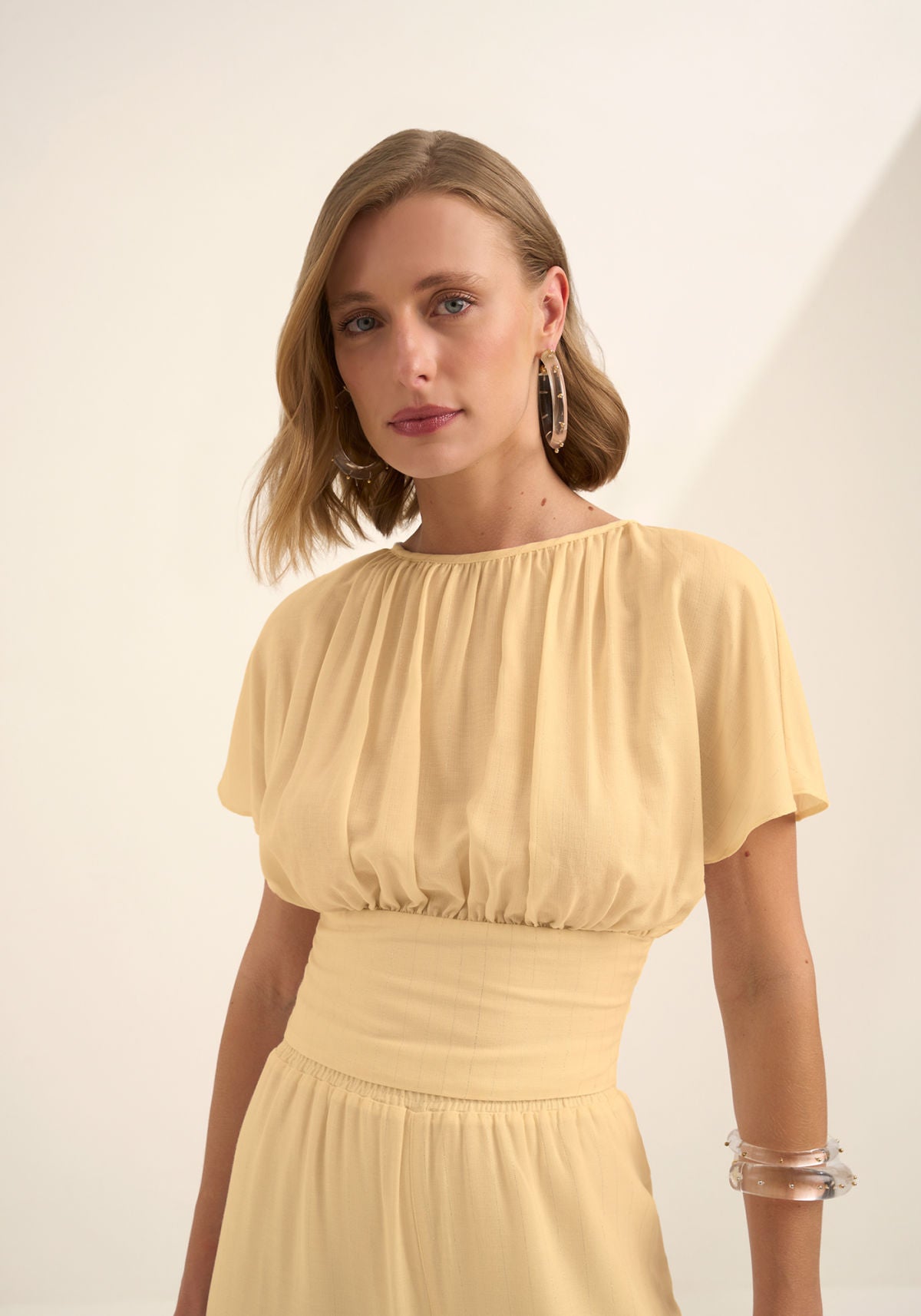 Blusa De Mangas Curtas Com Lurex Lez A Lez Feminino 9498E