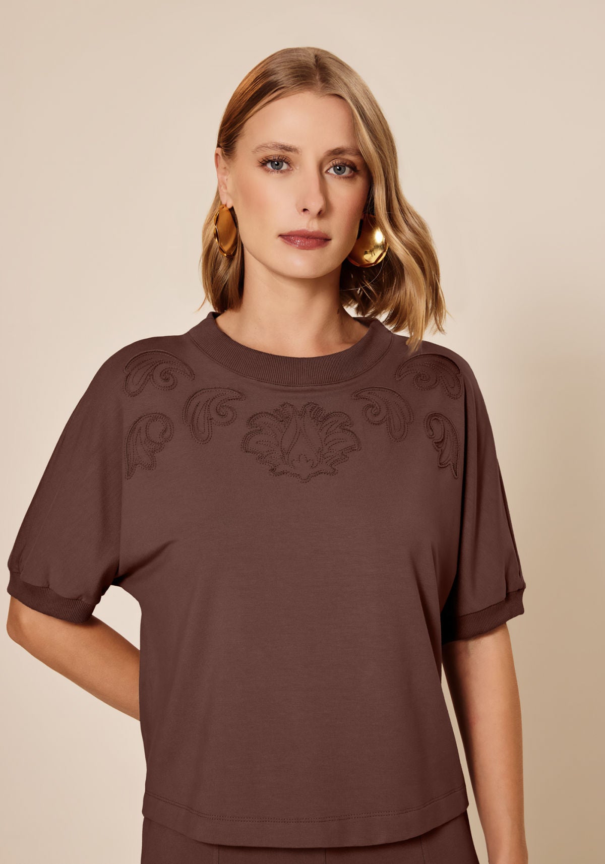 T-shirt Com Bordados Em Moletom Lez a Lez Feminino 7386E