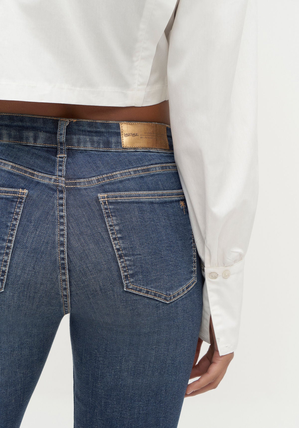 Calça Jeans Skinny com Cintura Alta Lez A Lez Feminino 2182L