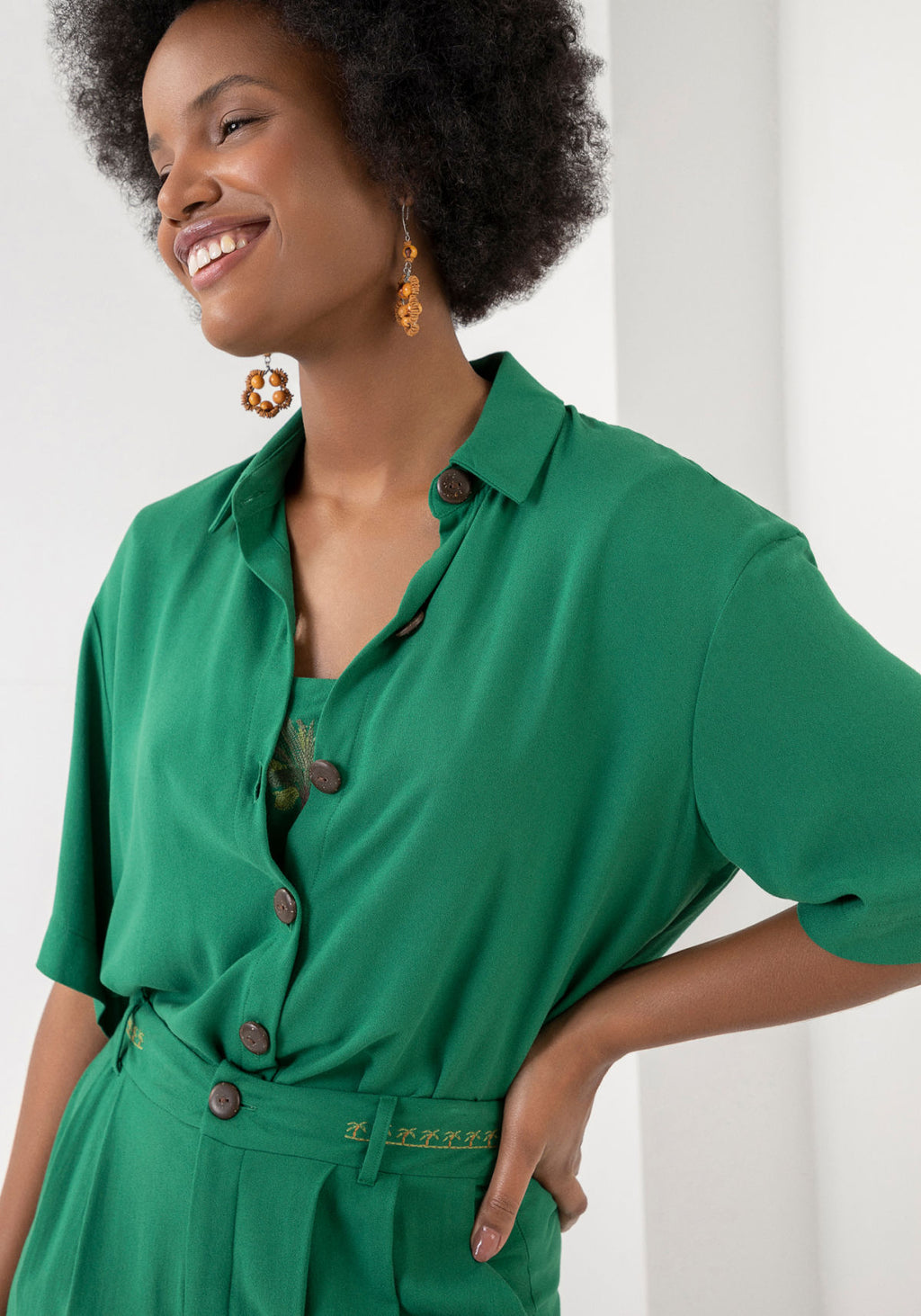 Camisa Manga Curta em Crepe Lez A Lez Feminino 7344L