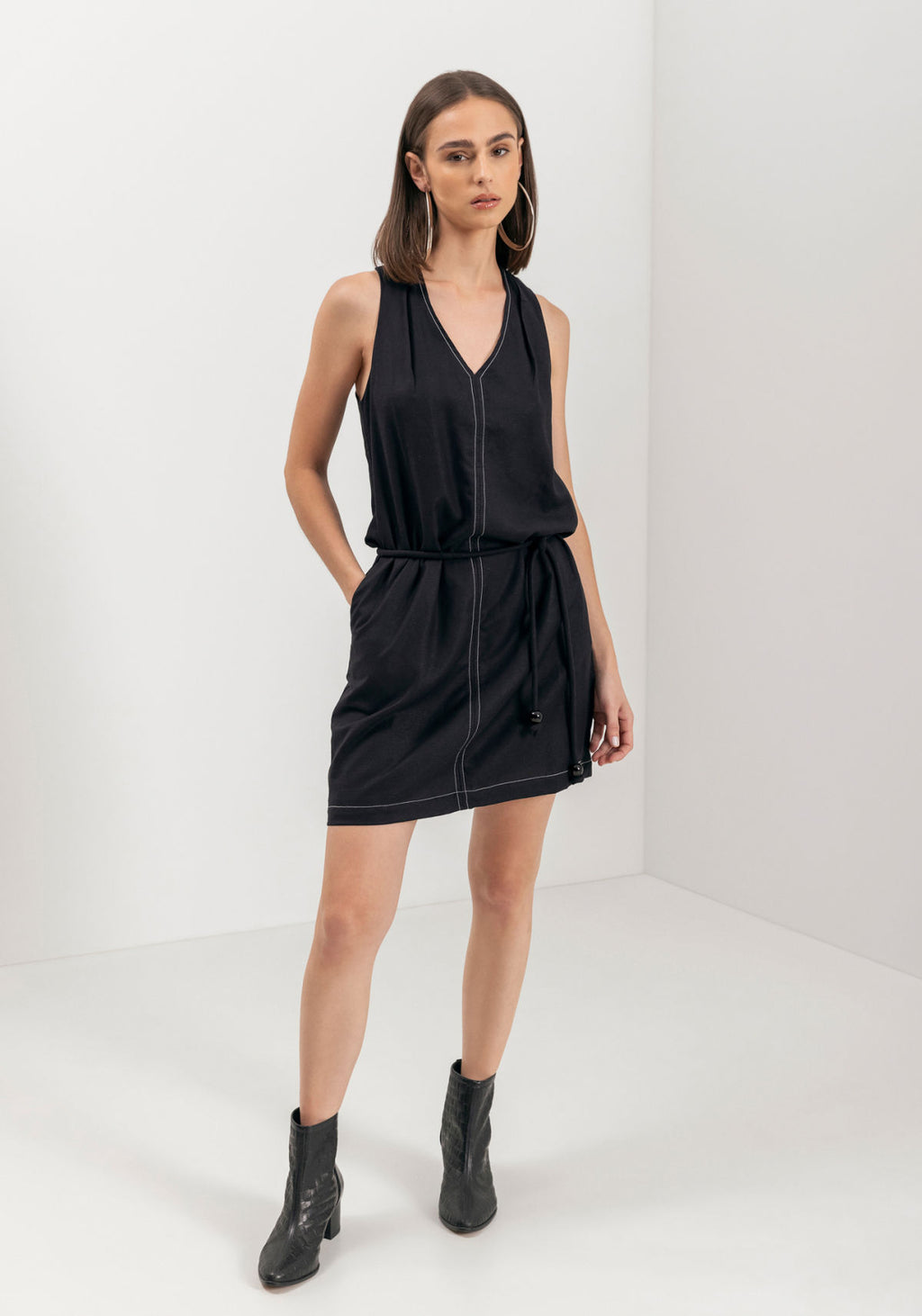 Vestido Curto Forrado Com Cinto Lez A Lez Feminino 9059E