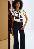 Blusa Cropped Manga Curta em Malha Lez A Lez Feminino 7673L