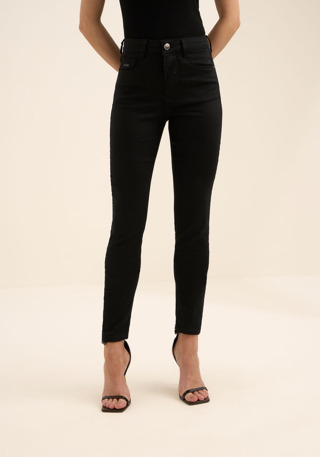 Calça Skinny Everblack Em Sarja Lez A Lez Feminino 1602E