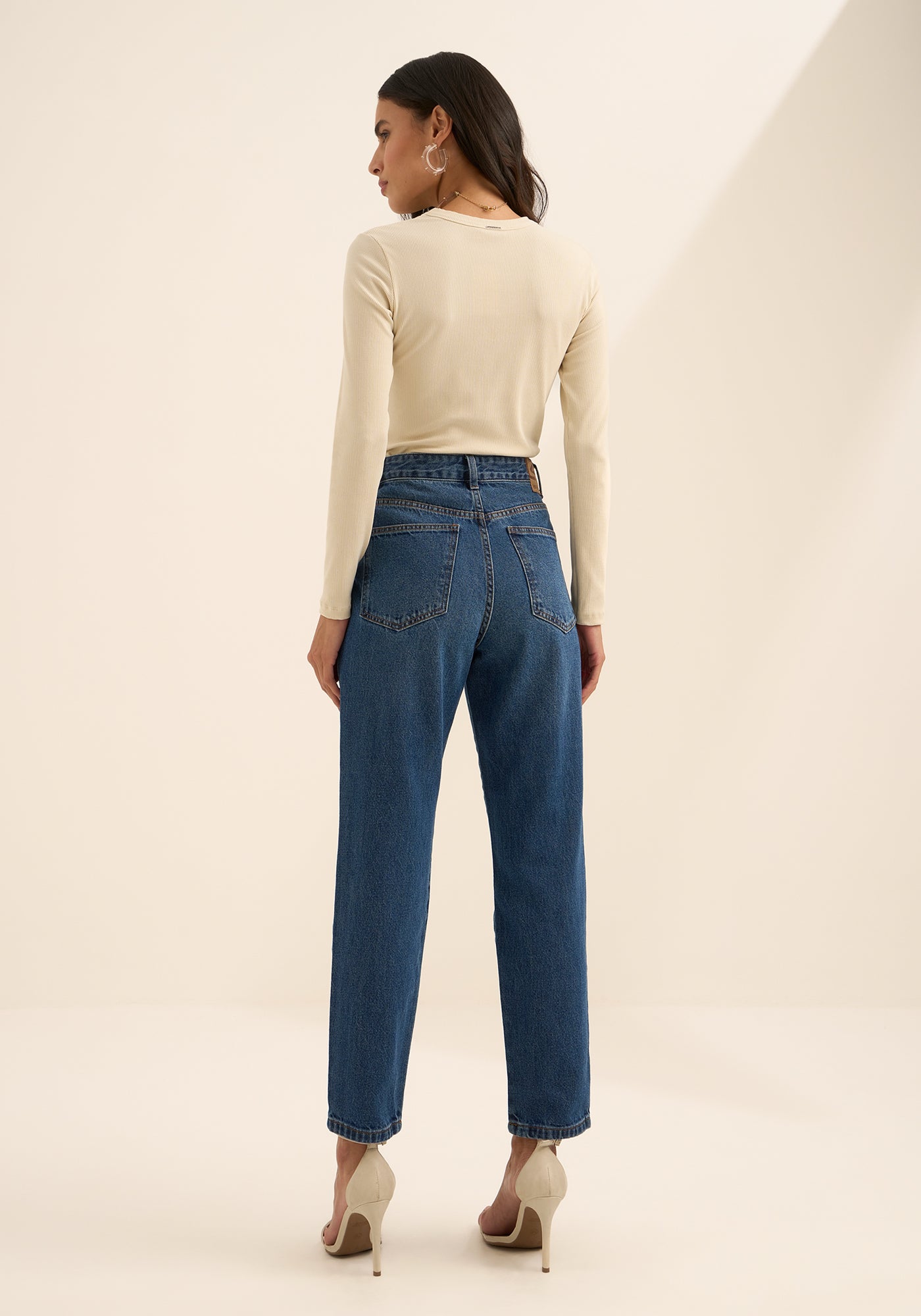Calça Mom Jeans Com Cintura Alta Lez A Lez Feminino 1604E