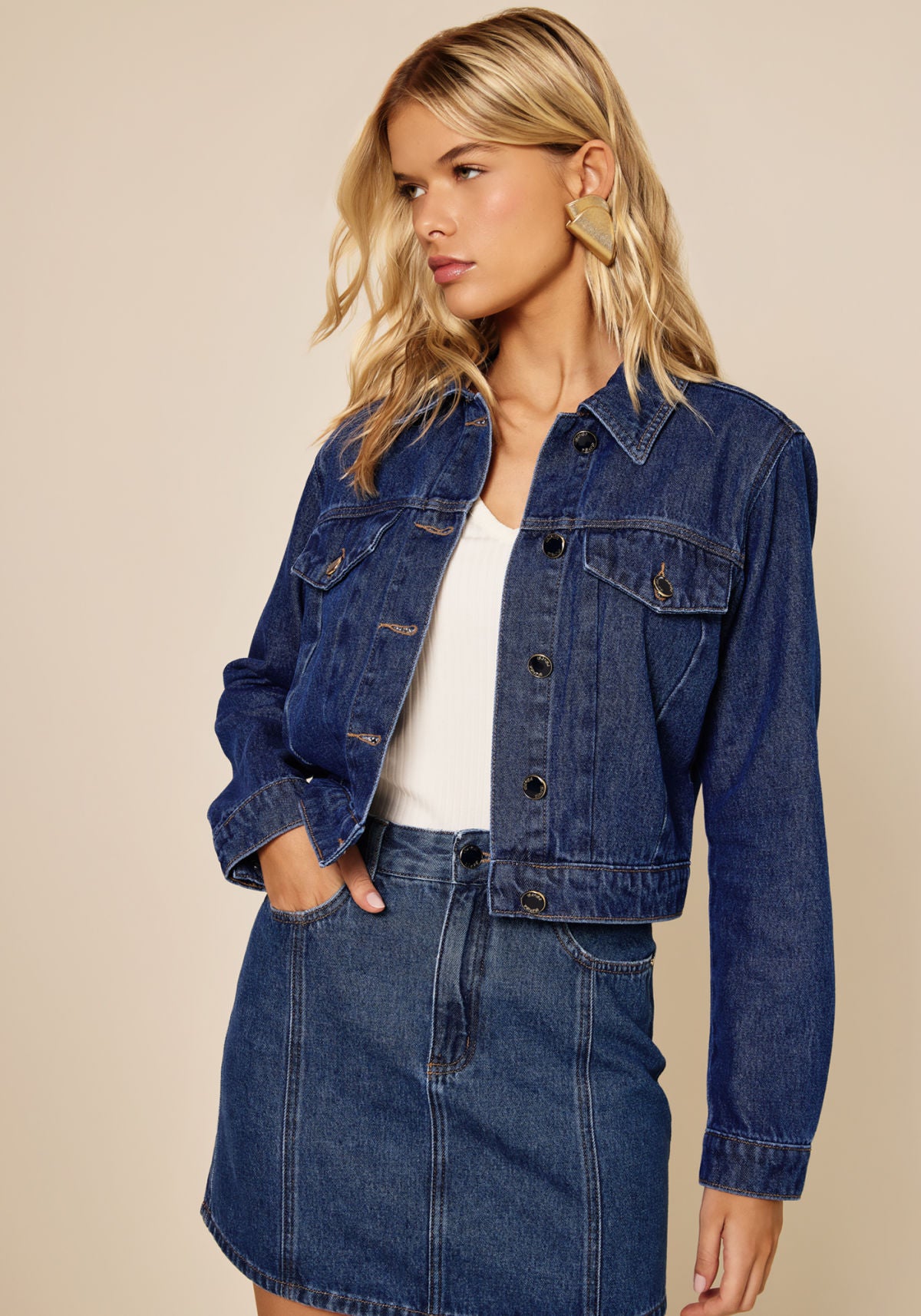Jaqueta Jeans Cropped De Mangas Lez A Lez Feminino 0983E