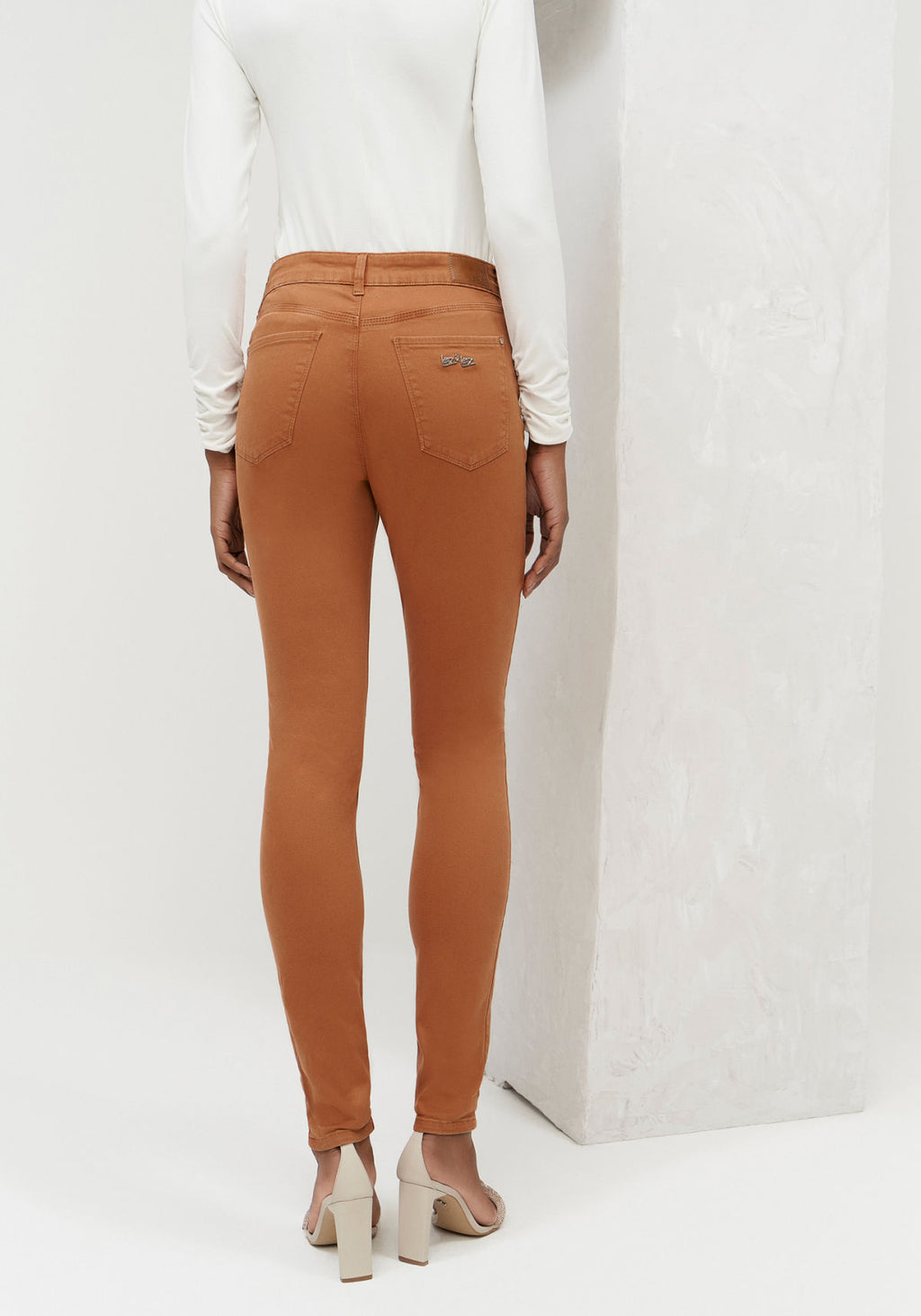 Calça Sarja Skinny com Cintura Alta Lez A Lez Feminino 2163L