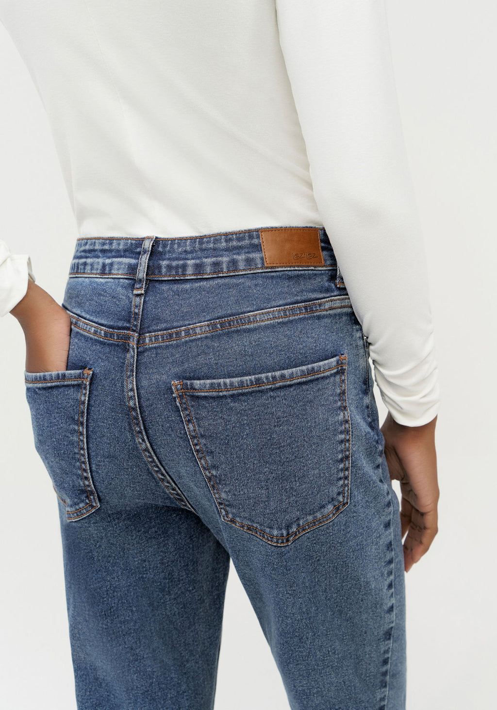 Calça Jeans Mom Comfort Super Alta Lez A Lez Feminino 2167L