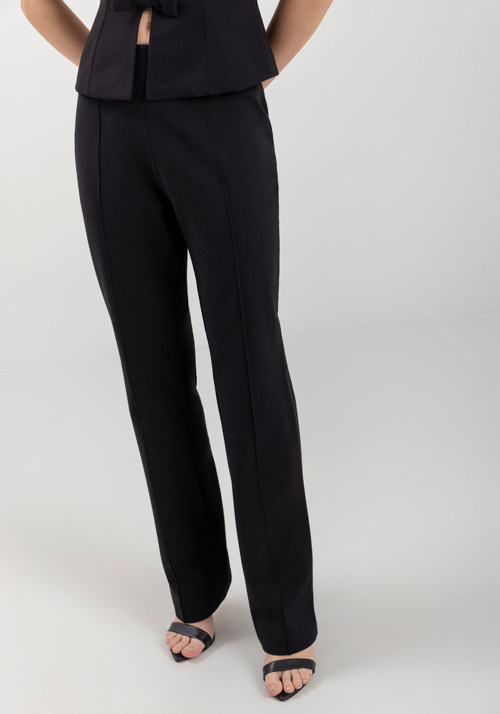 Calça Reta Em Bengaline Com Cintura Lez A Lez Feminino 7213E