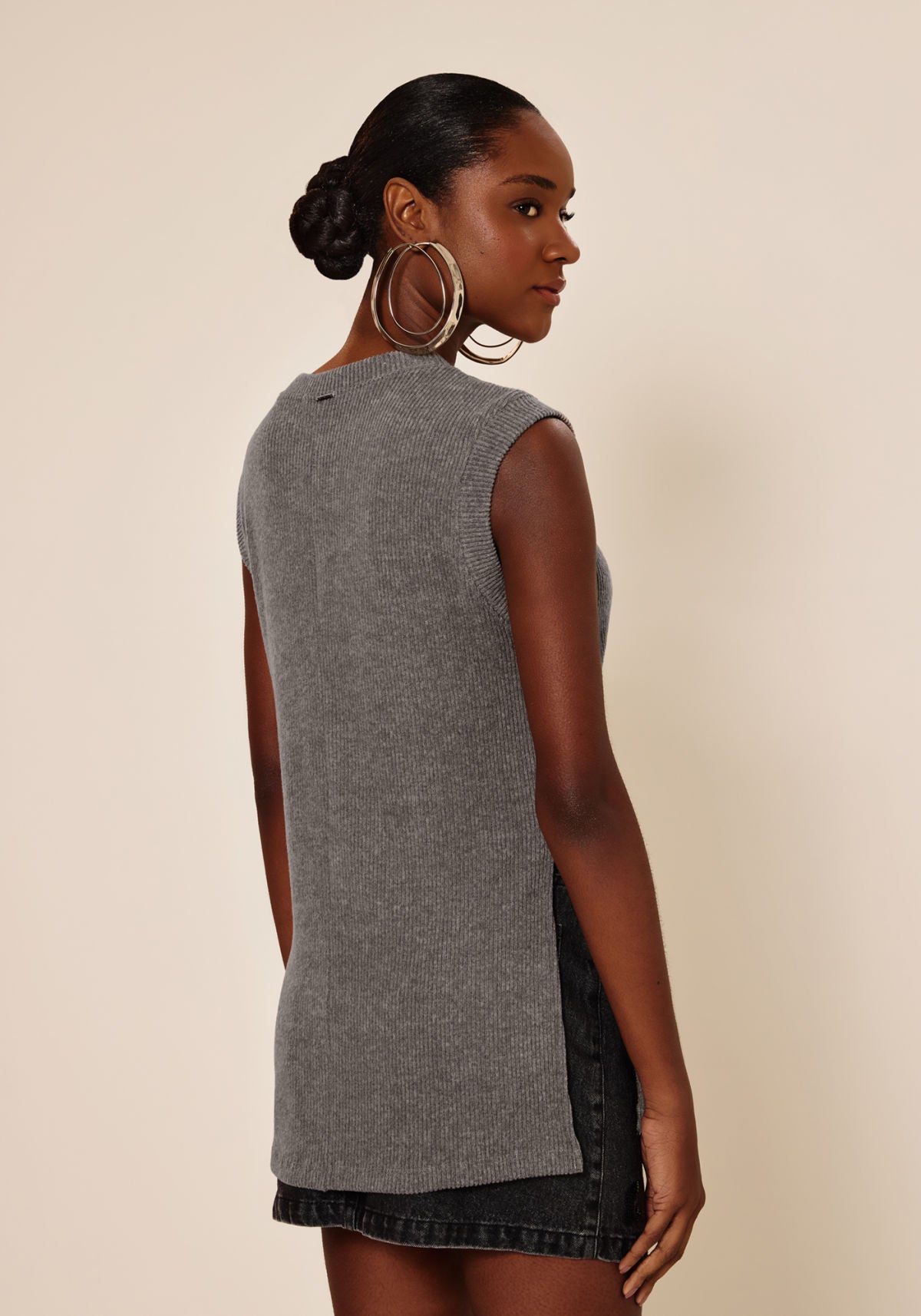 Blusa Colete Alongada Em Malha Lez A Lez Feminino 7898E