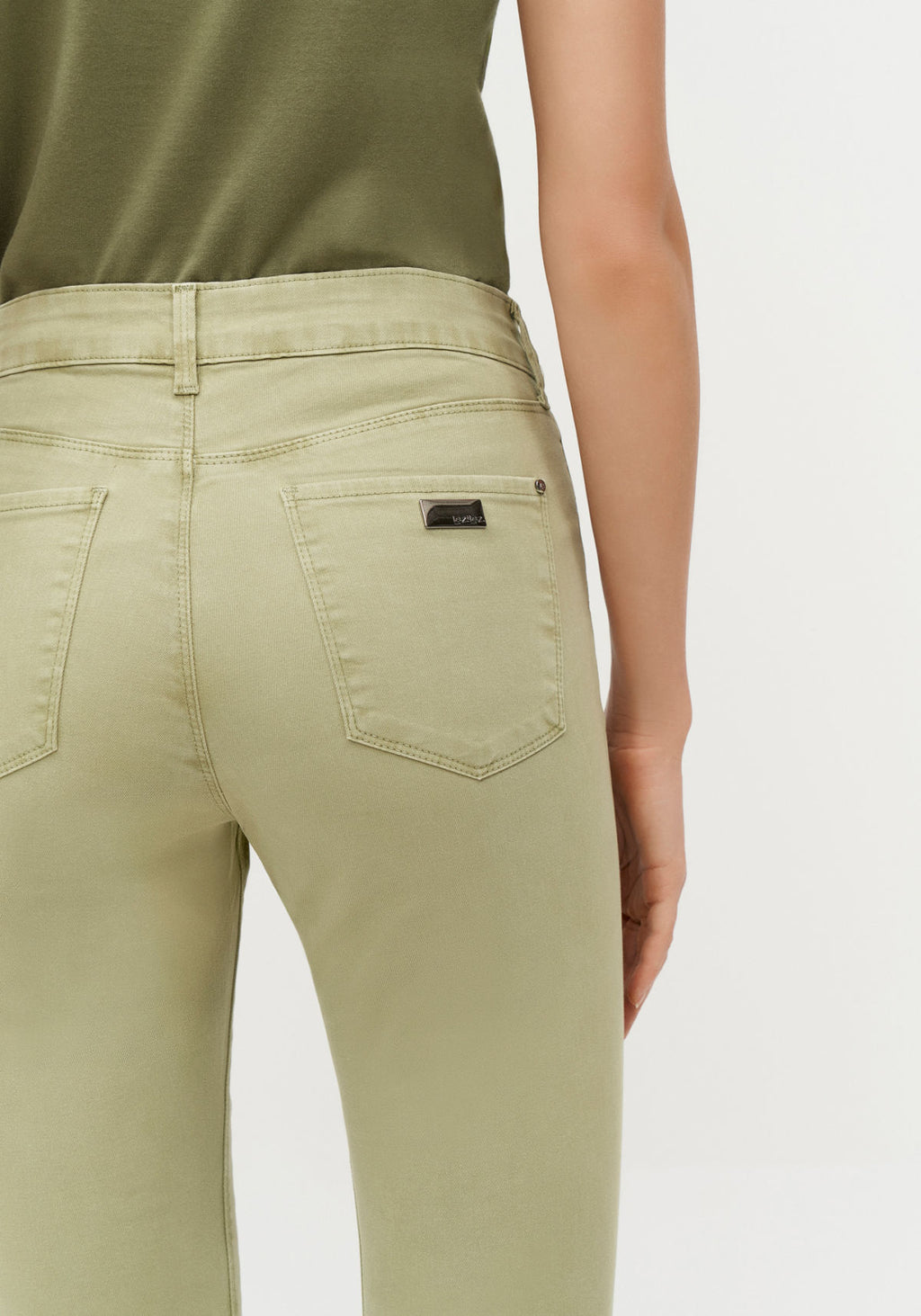 Calça Sarja Flare Boot Cut Lez A Lez Feminino 2183L