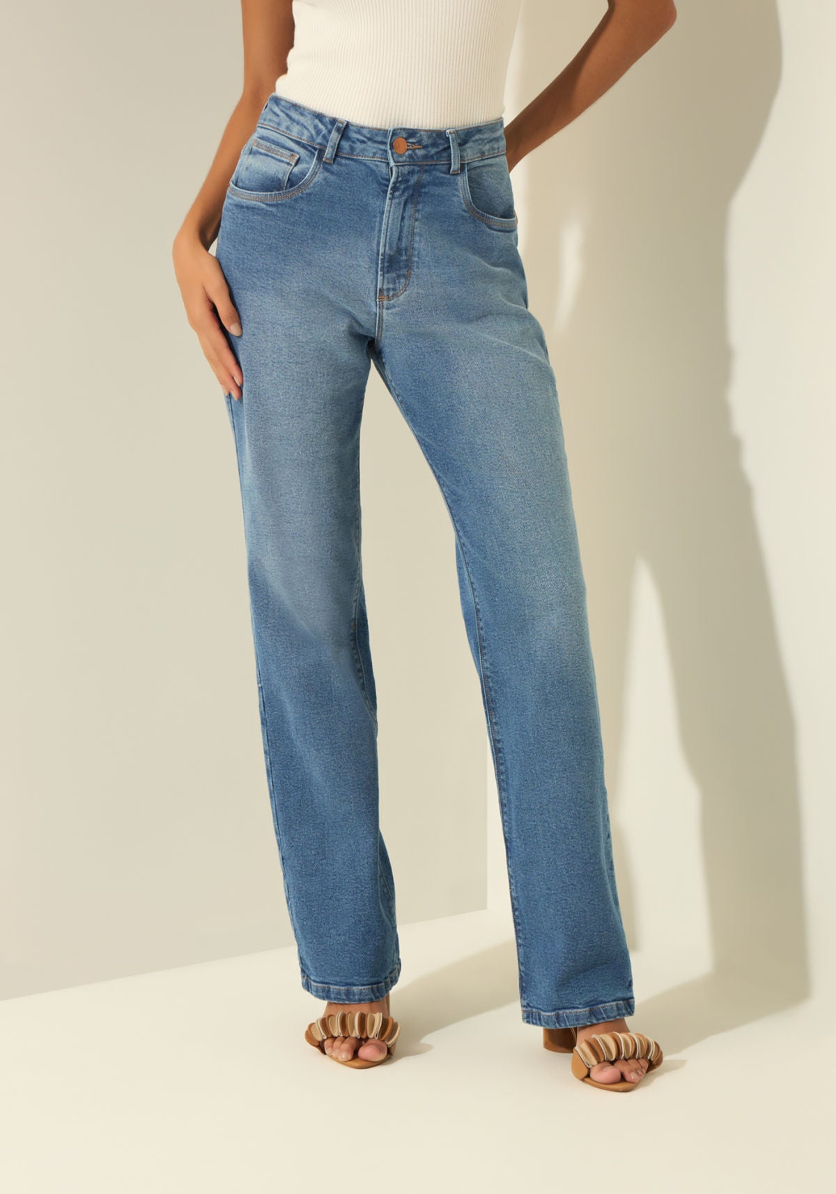 Calça Reta Jeans Com Cintura Alta Lez A Lez Feminino 0225E