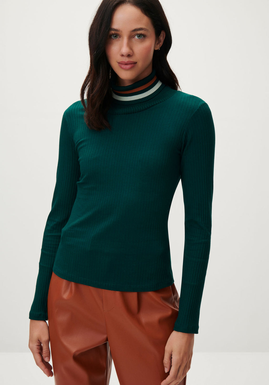 Blusa Manga Longa com Gola Alta Lez A Lez Feminino 5530L
