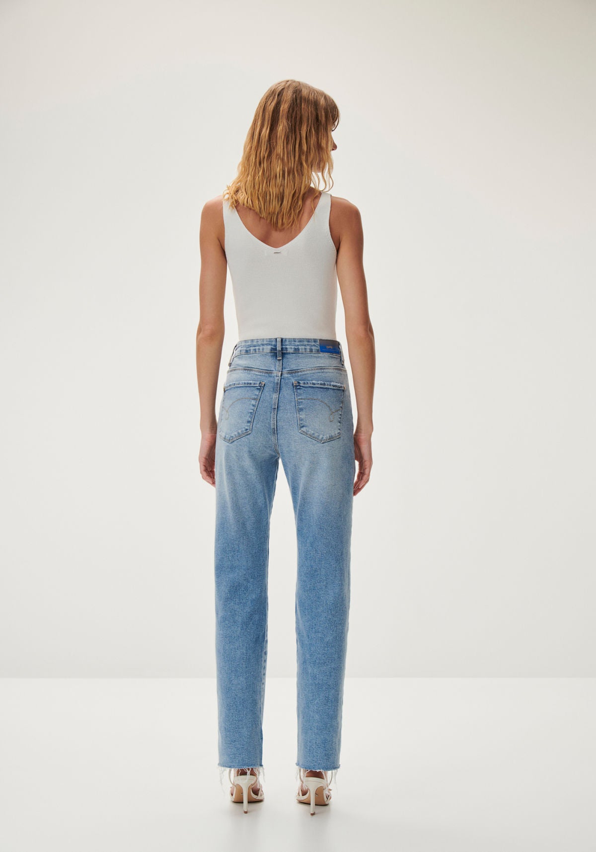 Calça Jeans Reta Cropped Lez A Lez Feminino 7995L