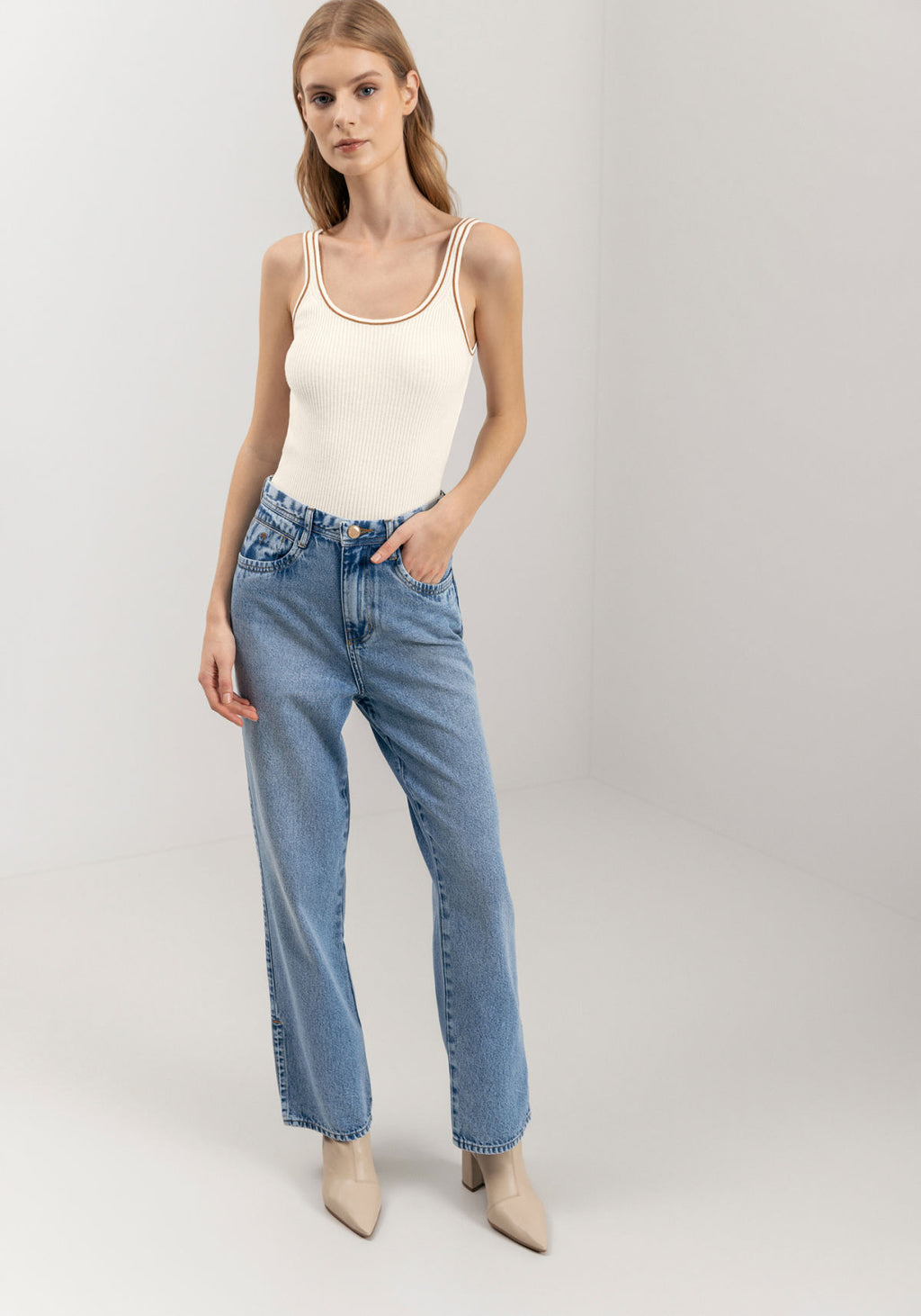 Calça Jeans Reta Cropped Com Fendas Lez A Lez Feminino 1573E