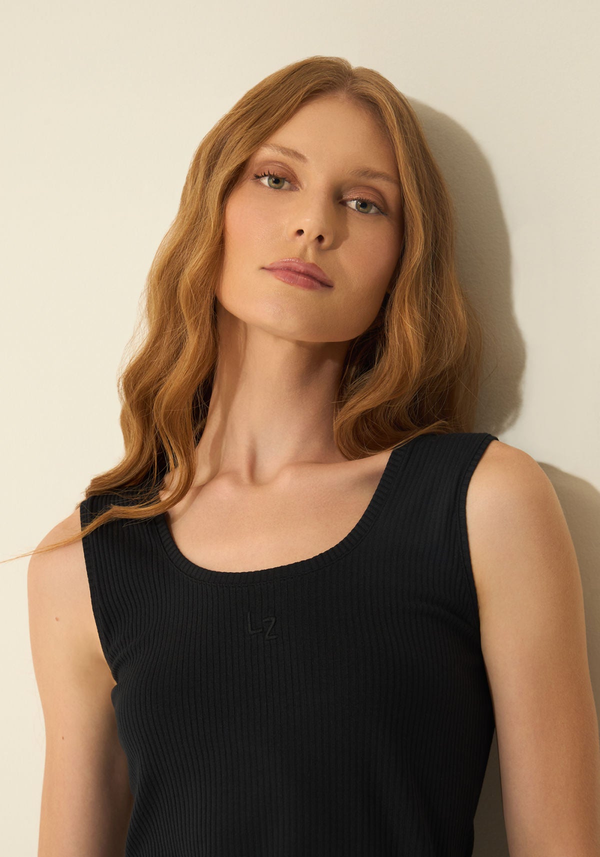 Blusa Regata Básica Com Bordado Lez A Lez Feminino 5071E