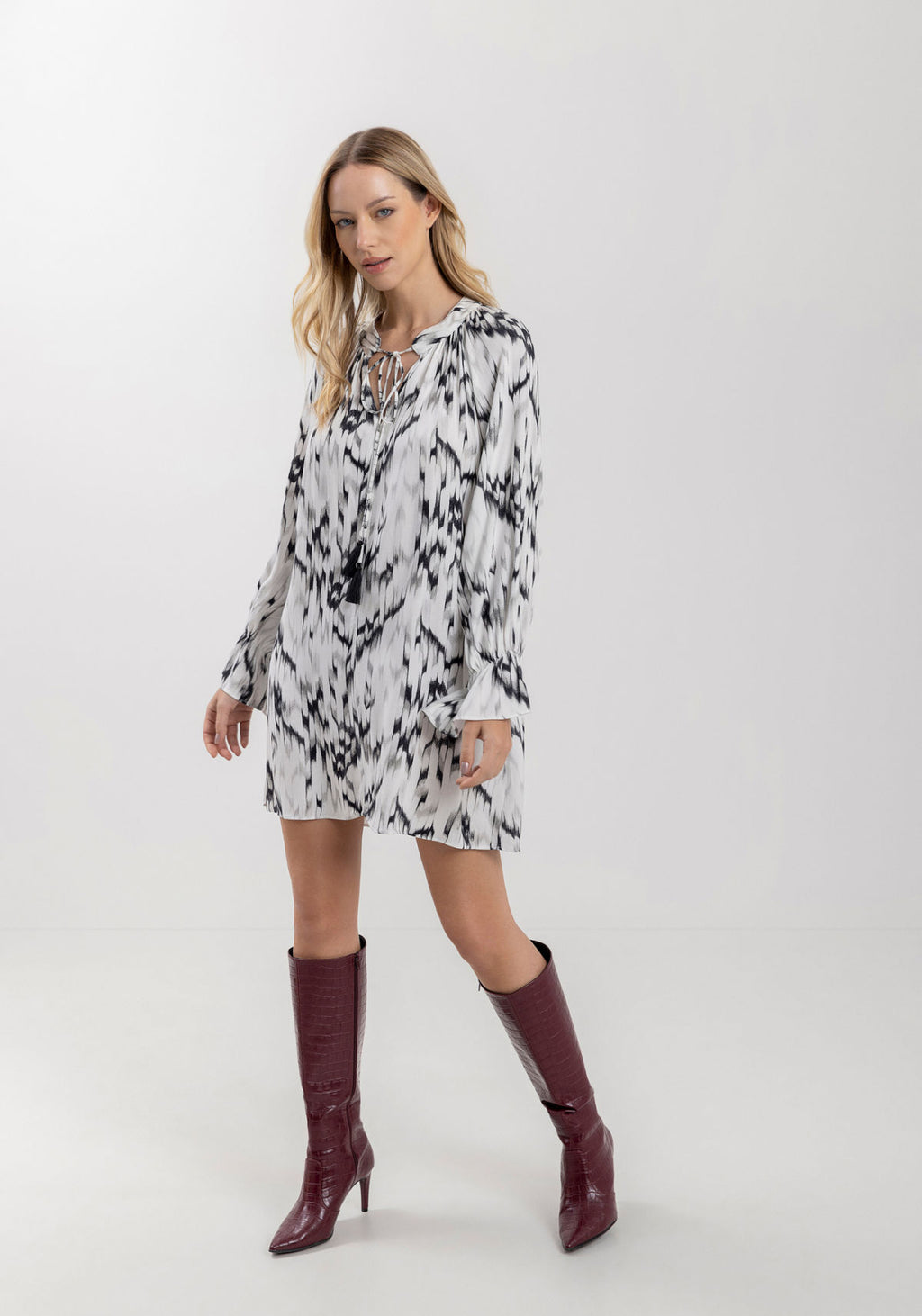 Vestido Curto Estampado Em Viscose Lez A Lez Feminino 7278E