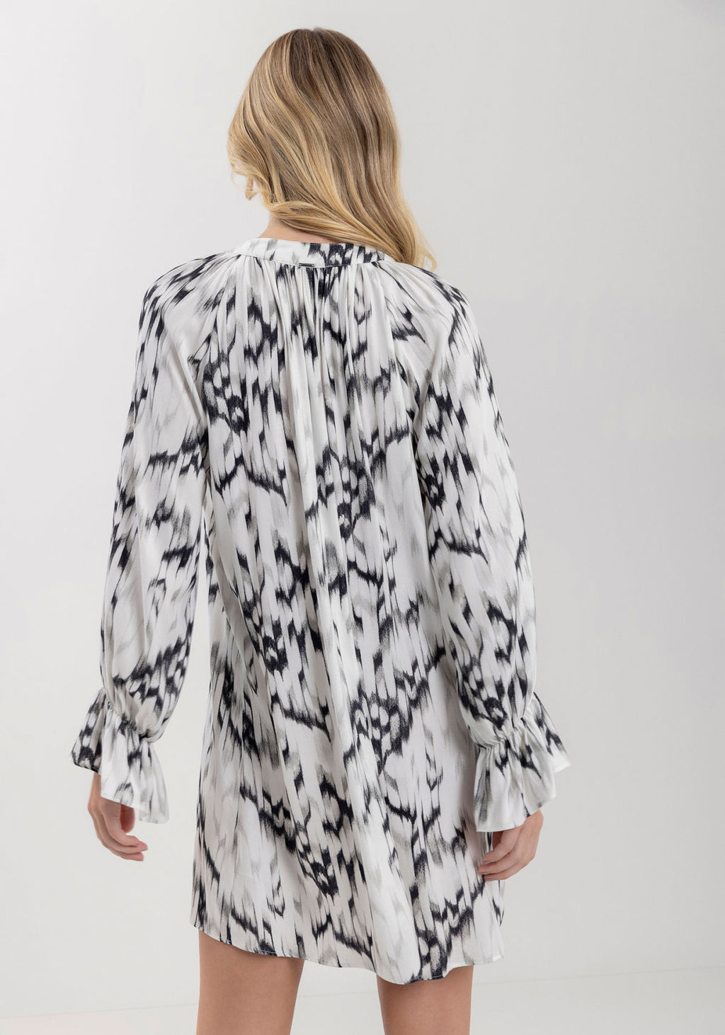 Vestido Curto Estampado Em Viscose Lez A Lez Feminino 7278E
