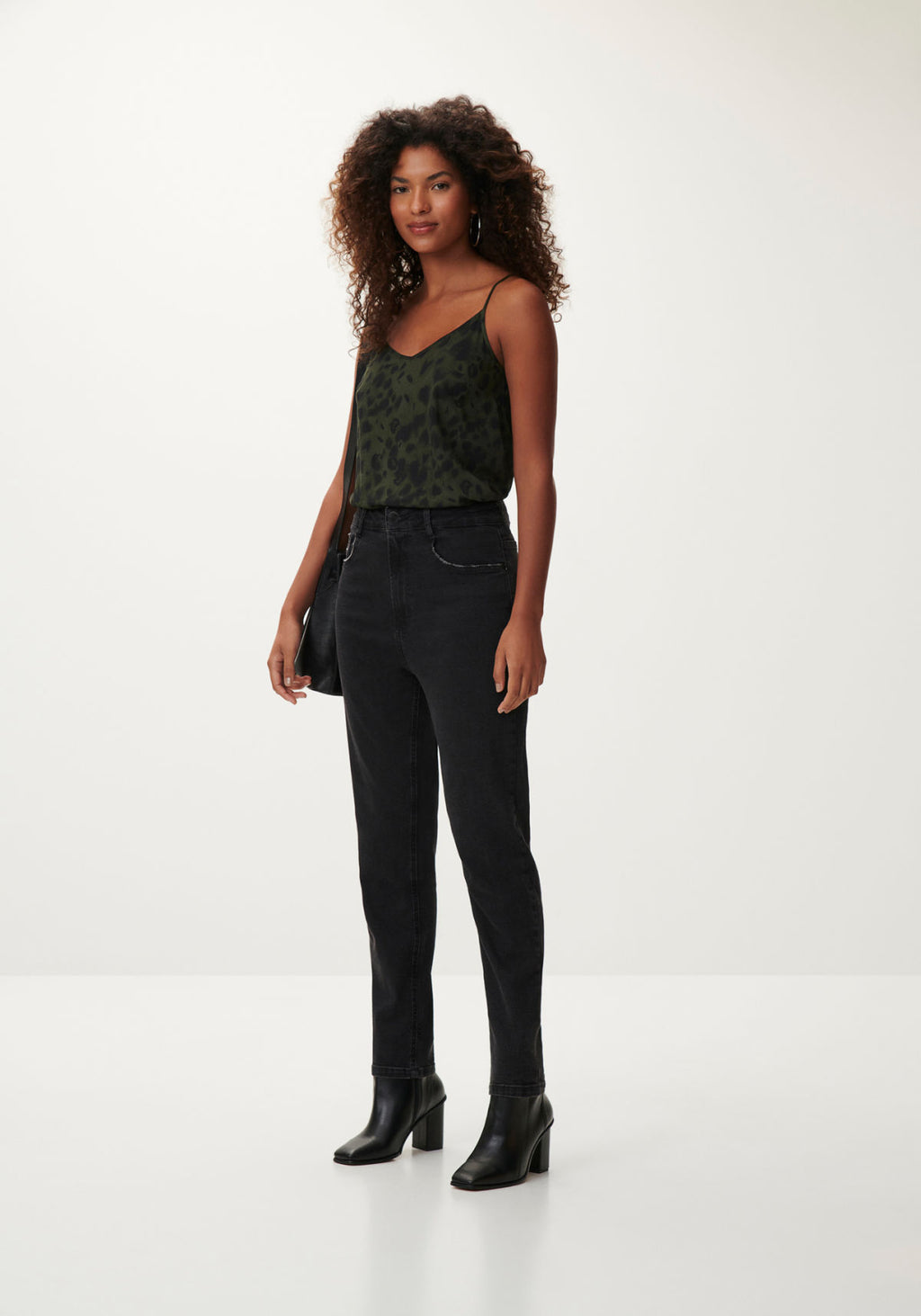 Calça Jeans Mom Cropped Super Alta Lez A Lez Feminino 7903L