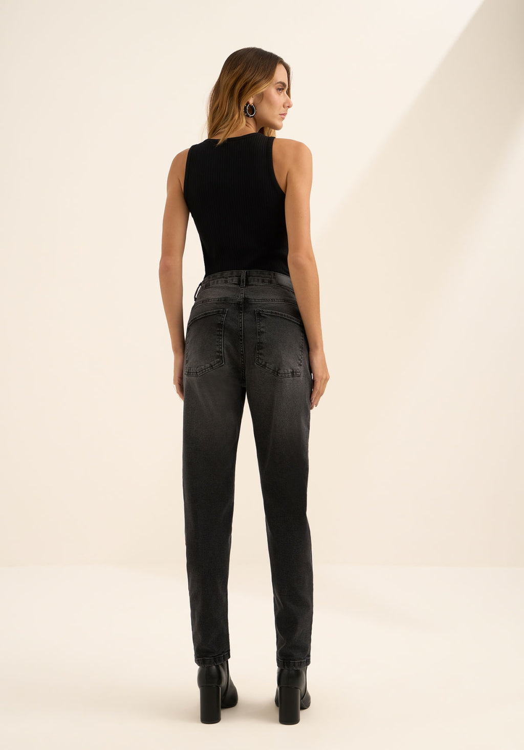 Calça Jeans Mom Com Cintura Alta Lez A Lez Feminino 1612E