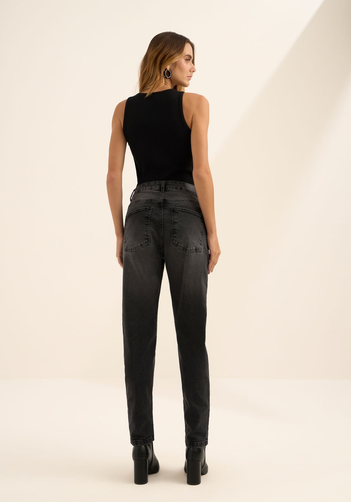 Calça Jeans Mom Com Cintura Alta Lez A Lez Feminino 1612E