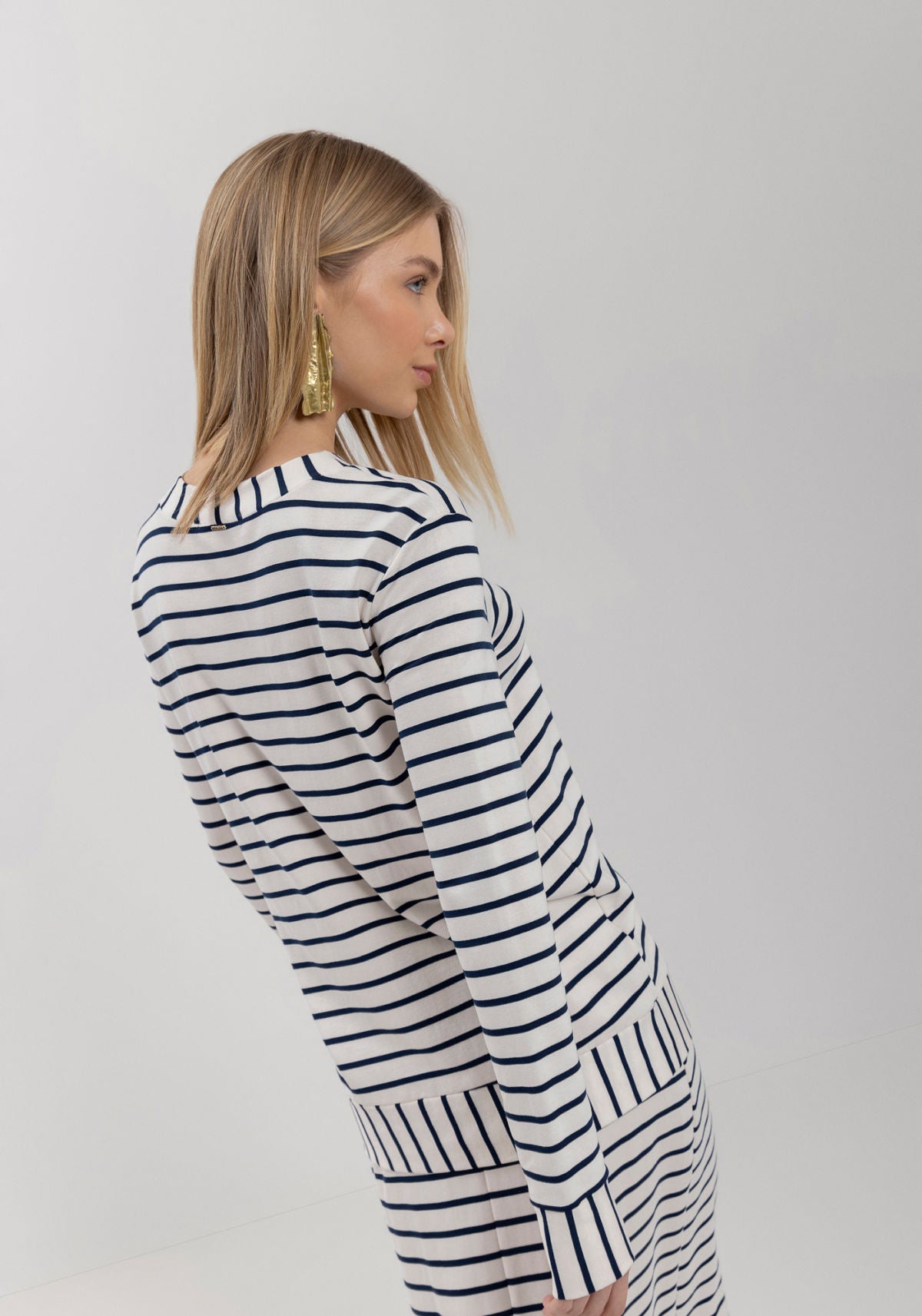 Blusa Listrada De Mangas Longas Lez A Lez Feminino 7148E